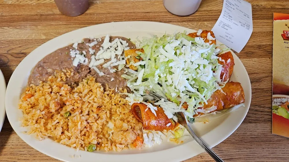 Plato de Enchiladas Enchiladas Plate